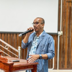 D78 3830
